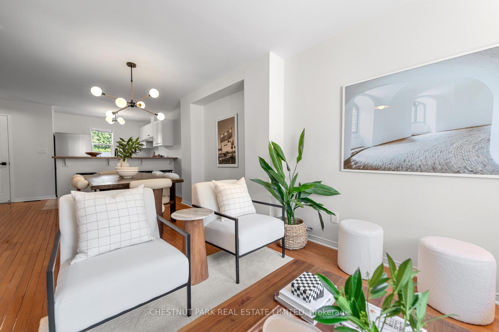 Photo 5 of 13 Agnes Lane, Toronto, South Riverdale — HOMEH