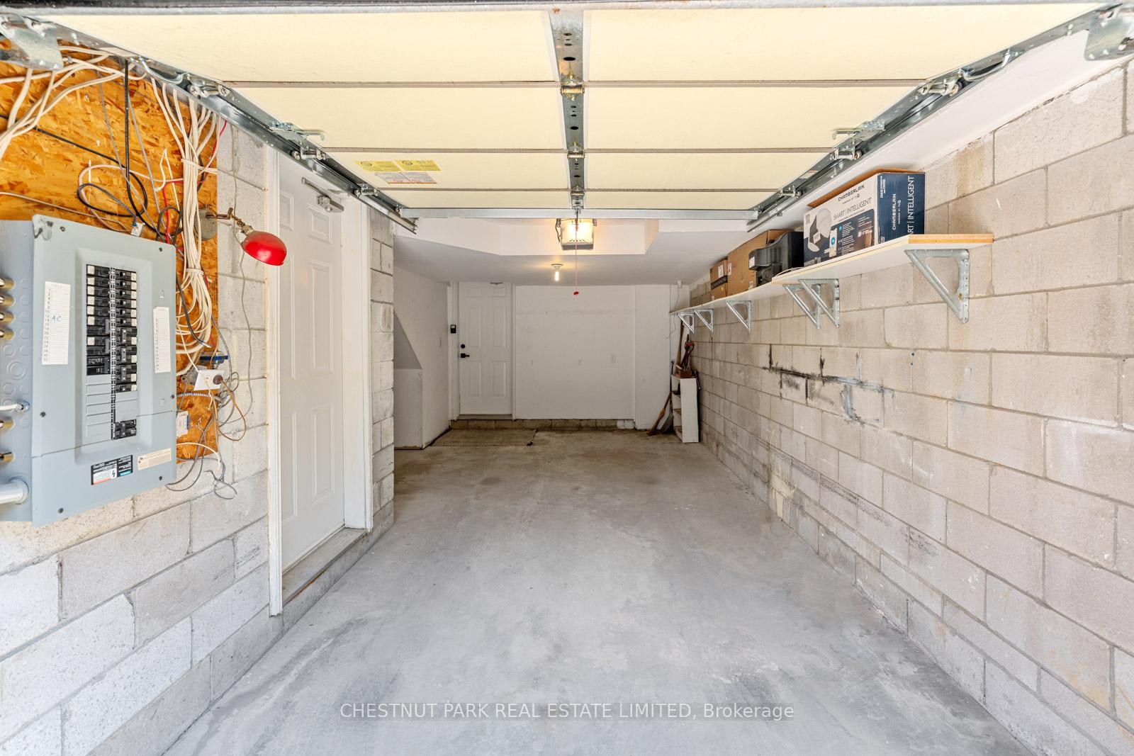 Photo 8 of 13 Agnes Lane, Toronto, South Riverdale — HOMEH