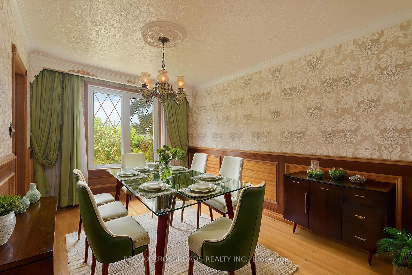 Photo 11 of 14 Shirley Crescent, Scarborough, Scarborough Village — HOMEH