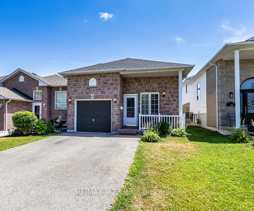 Photo 1 of 15 Daiseyfield Avenue, Clarington, Courtice — HOMEH