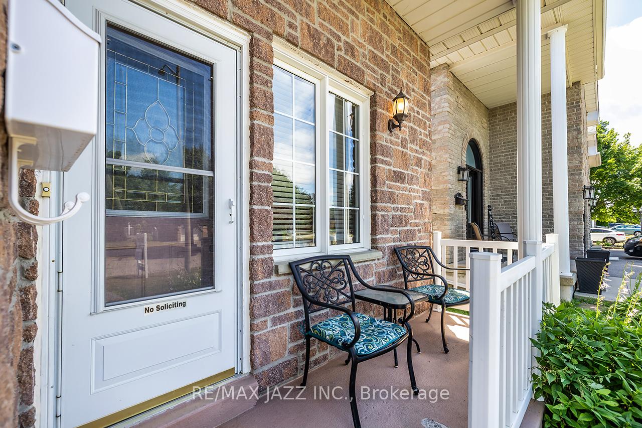Photo 9 of 15 Daiseyfield Avenue, Clarington, Courtice — HOMEH