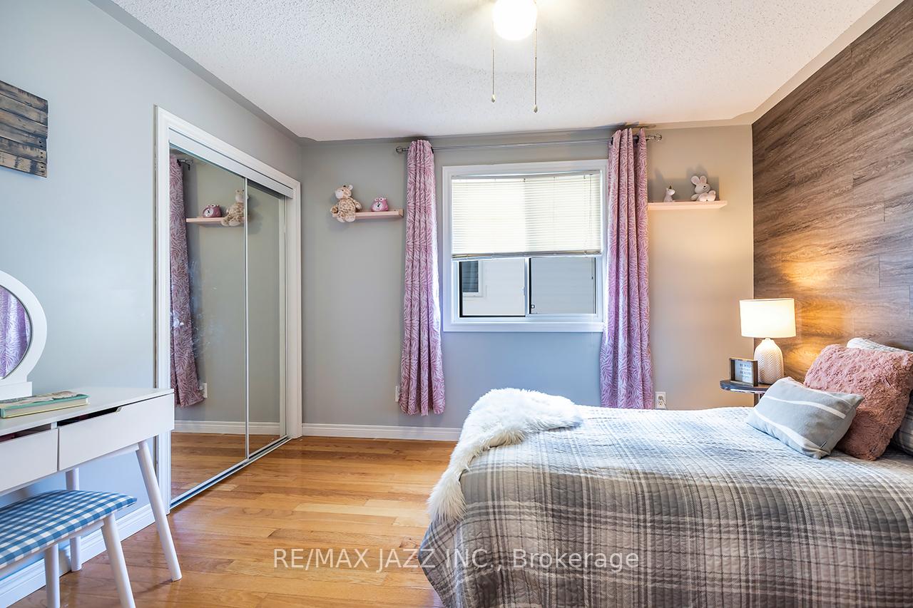 Photo 15 of 15 Daiseyfield Avenue, Clarington, Courtice — HOMEH