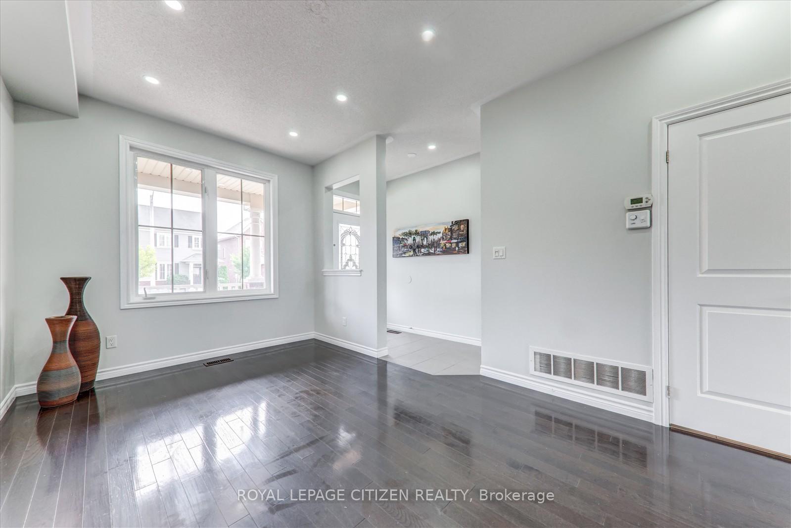 Photo 13 of 22 Ted Miller Crescent, Clarington, Bowmanville — HOMEH
