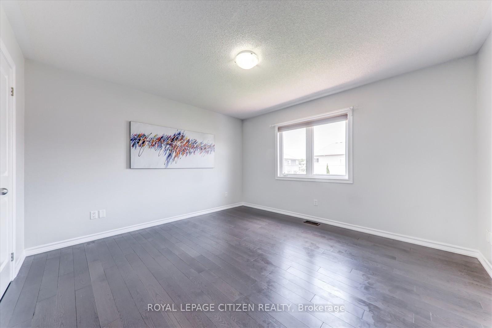 Photo 15 of 22 Ted Miller Crescent, Clarington, Bowmanville — HOMEH