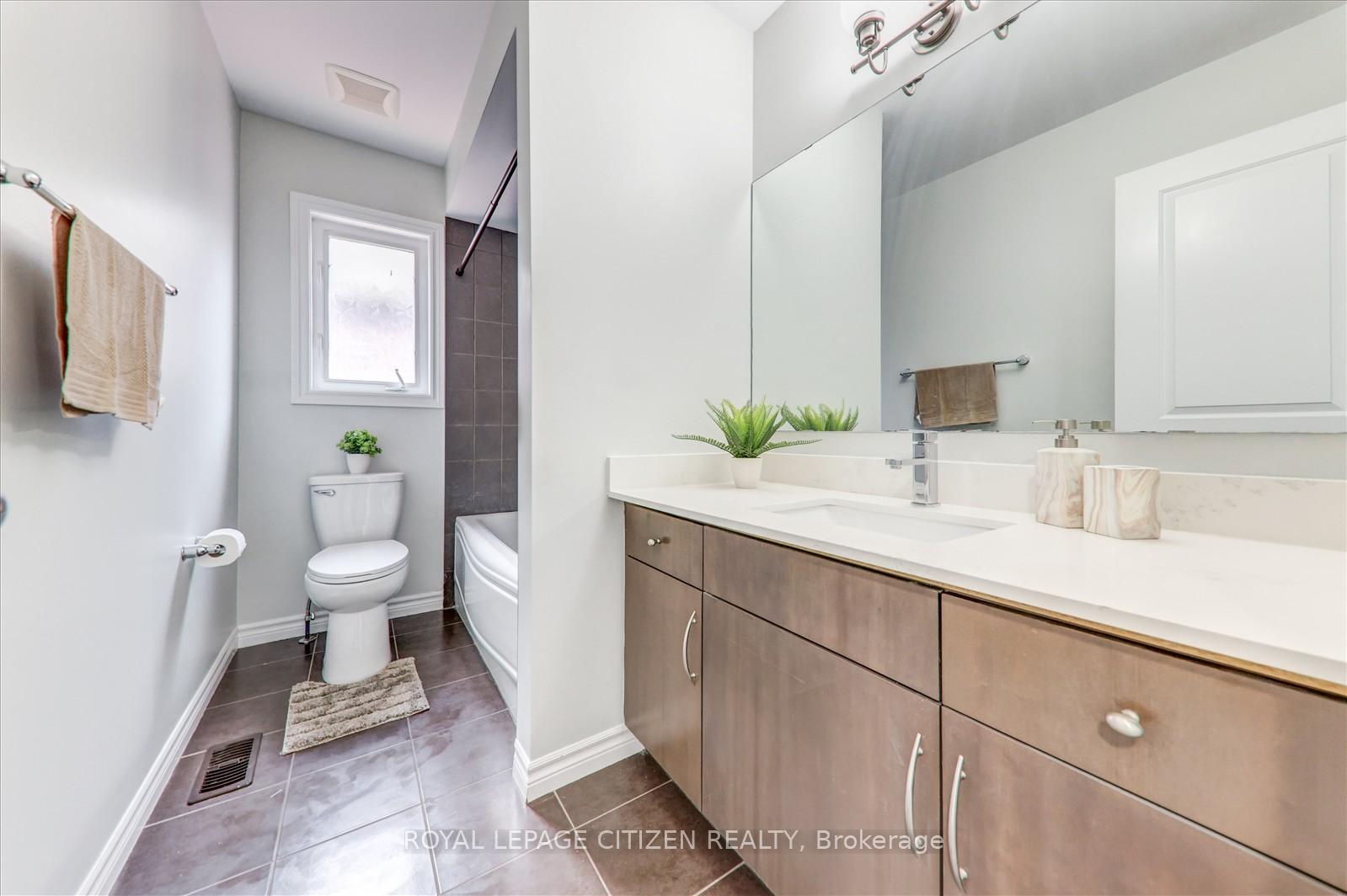 Photo 27 of 22 Ted Miller Crescent, Clarington, Bowmanville — HOMEH
