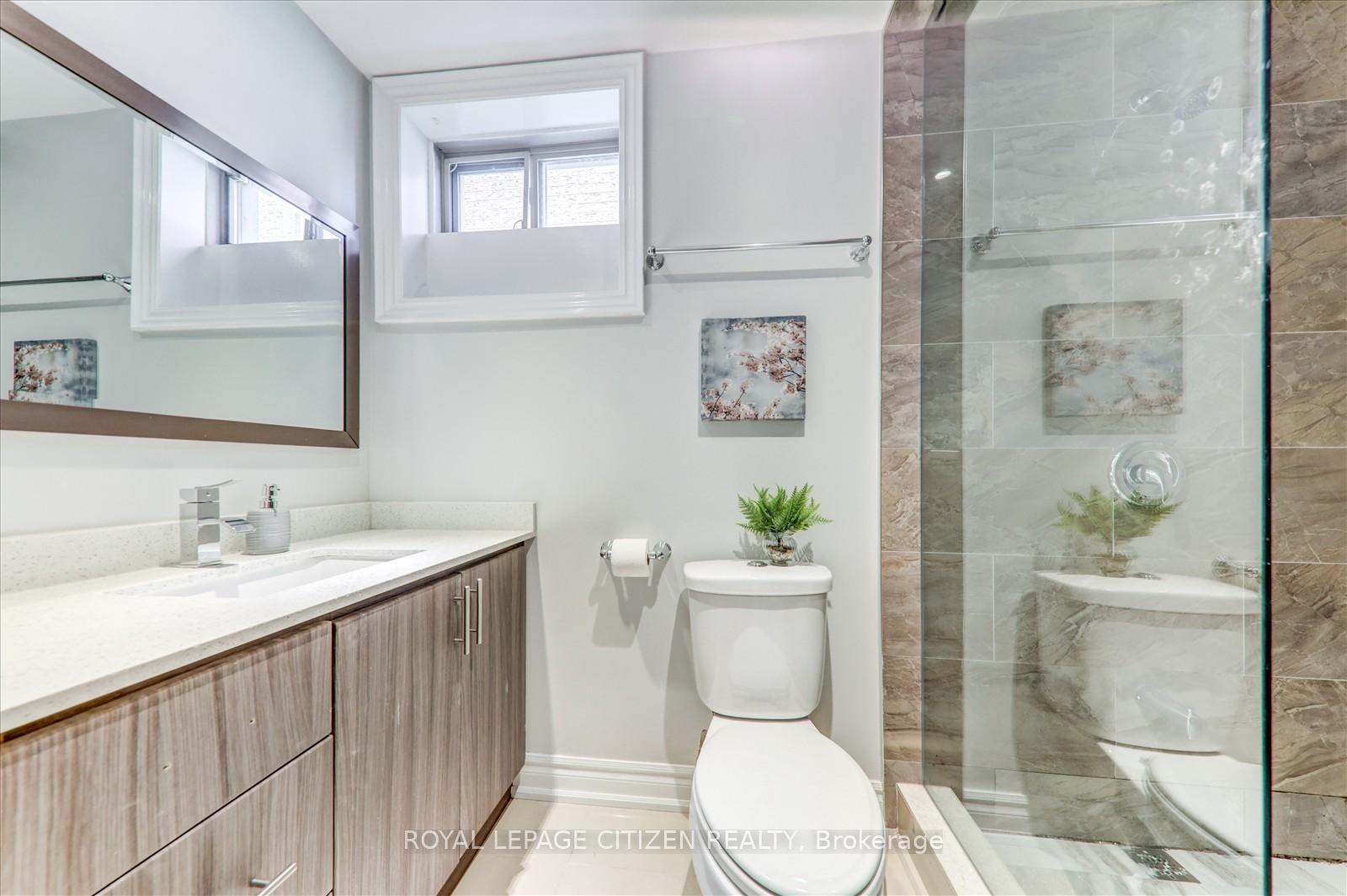 Photo 33 of 22 Ted Miller Crescent, Clarington, Bowmanville — HOMEH
