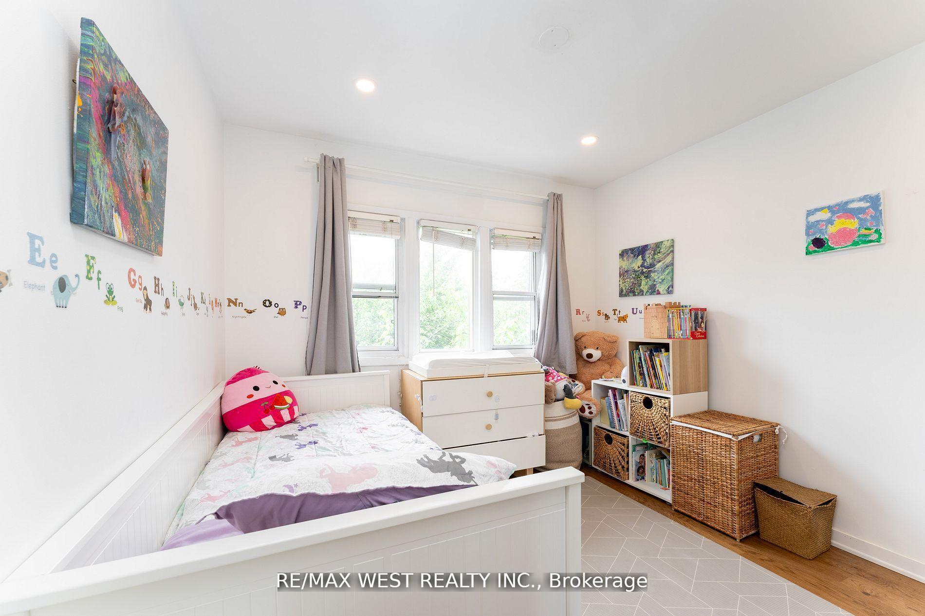 Photo 3 of 420 Kingston Road, Toronto, The Beaches — HOMEH