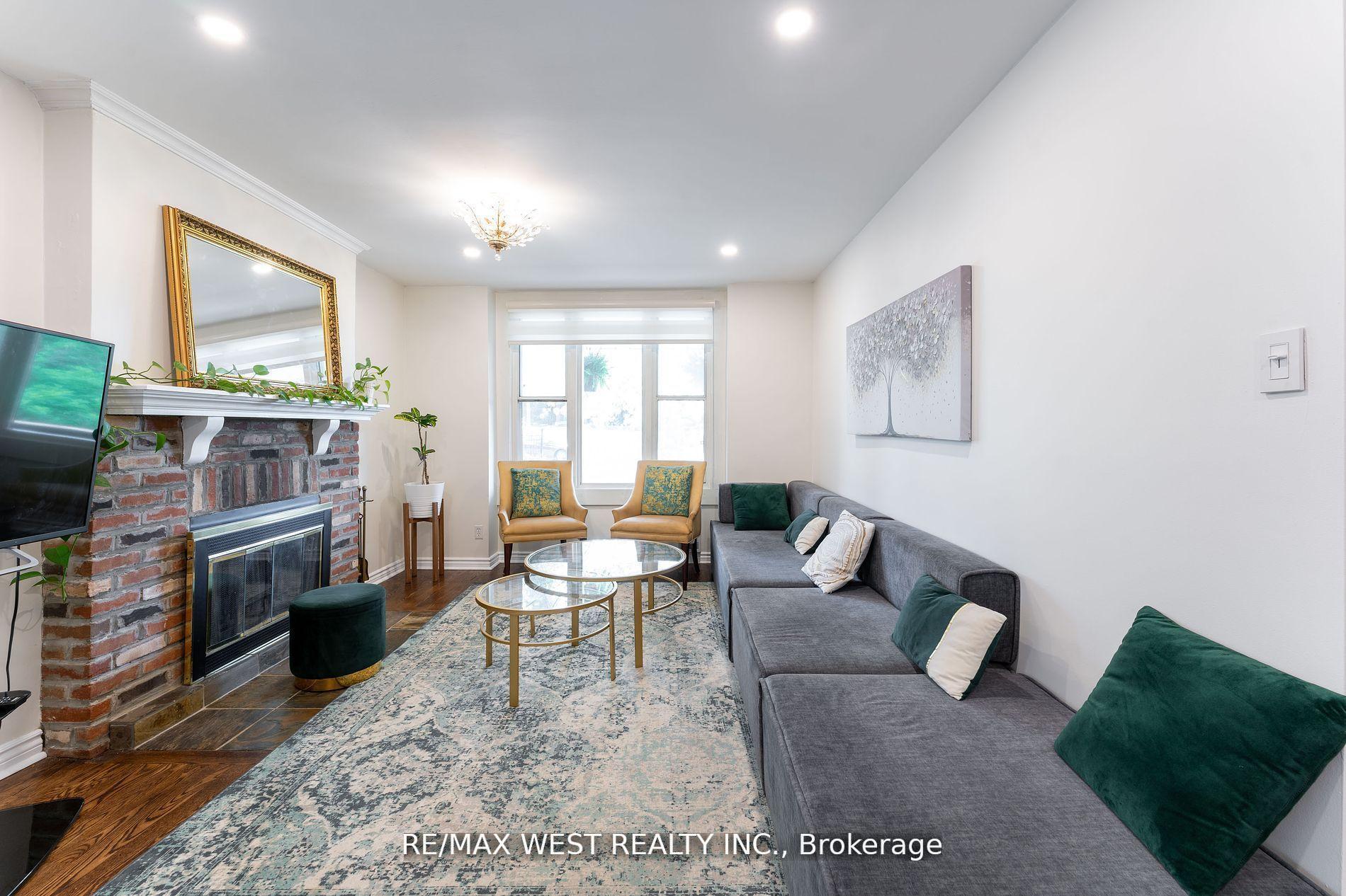 Photo 43 of 420 Kingston Road, Toronto, The Beaches — HOMEH