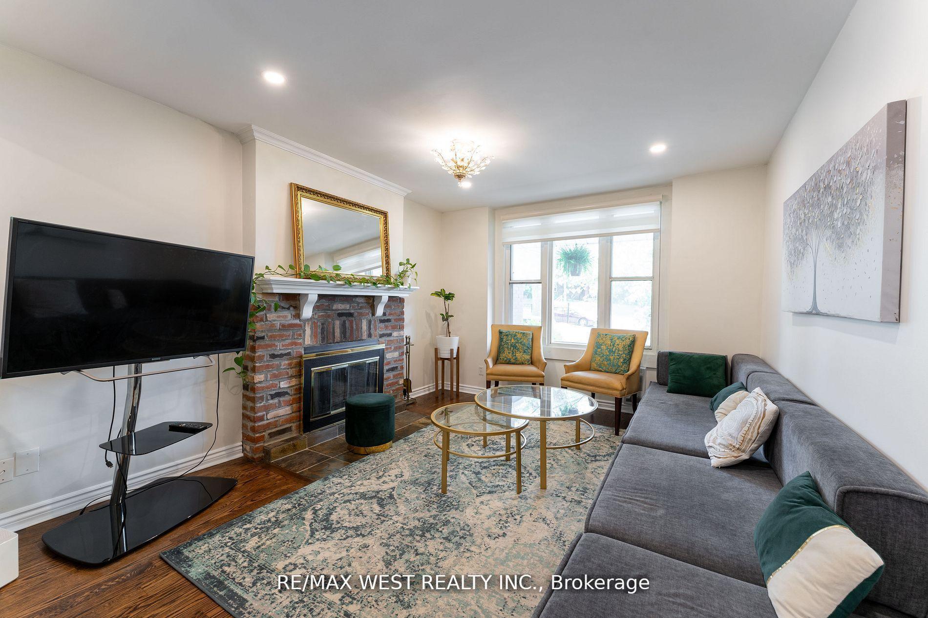 Photo 20 of 420 Kingston Road, Toronto, The Beaches — HOMEH