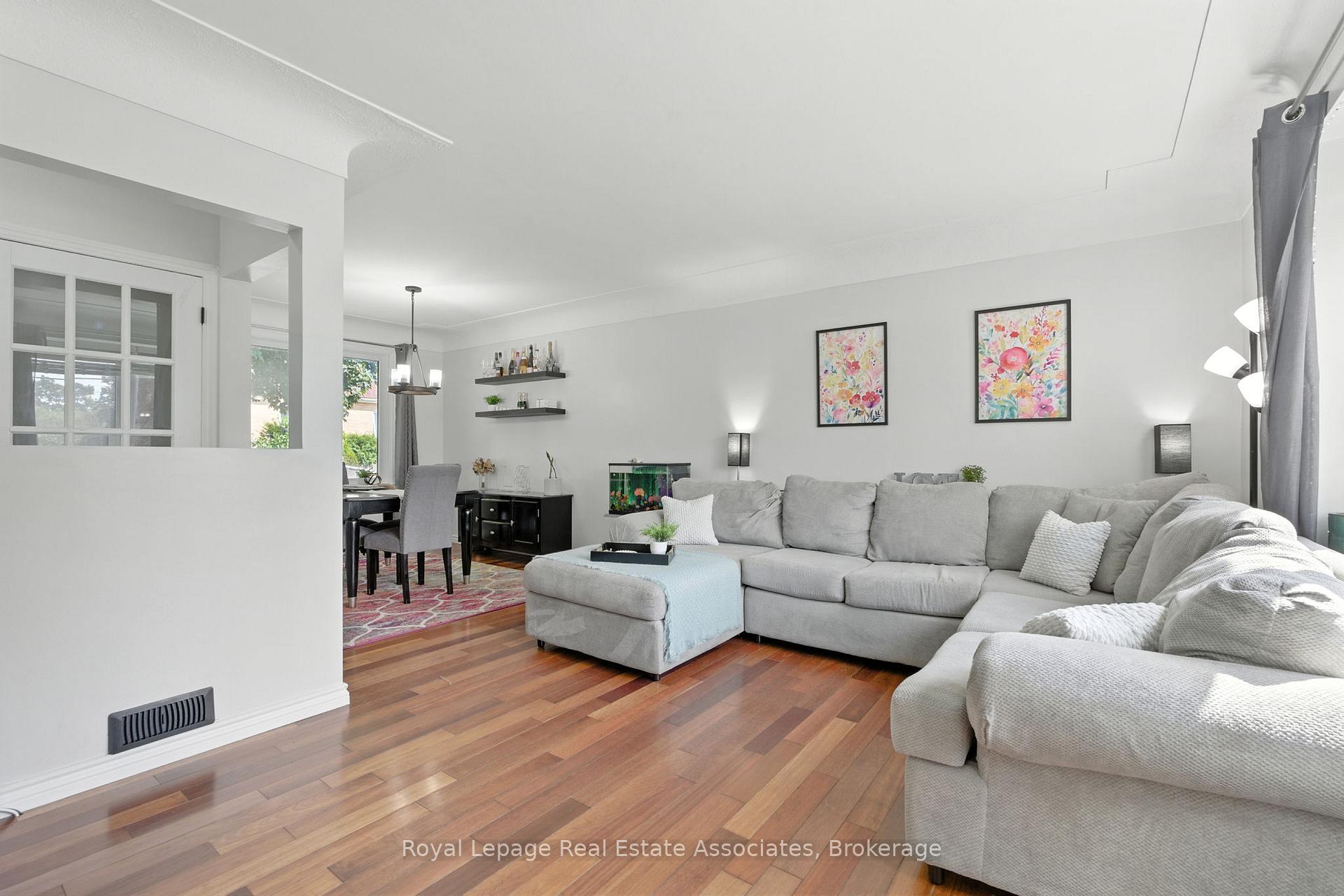 Photo 3 of 7 Deer Avenue, Hamilton, Sunninghill — HOMEH
