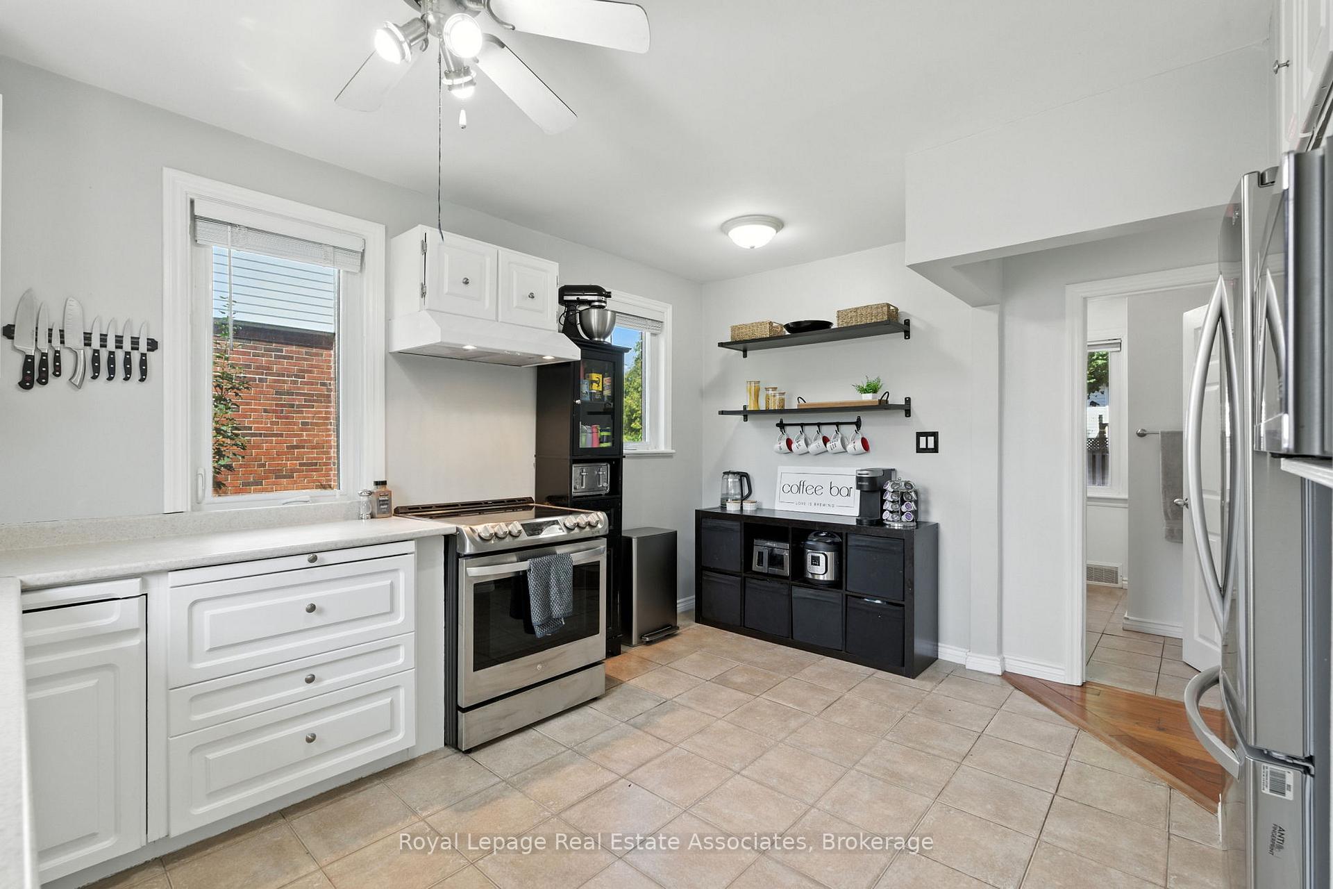 Photo 46 of 7 Deer Avenue, Hamilton, Sunninghill — HOMEH