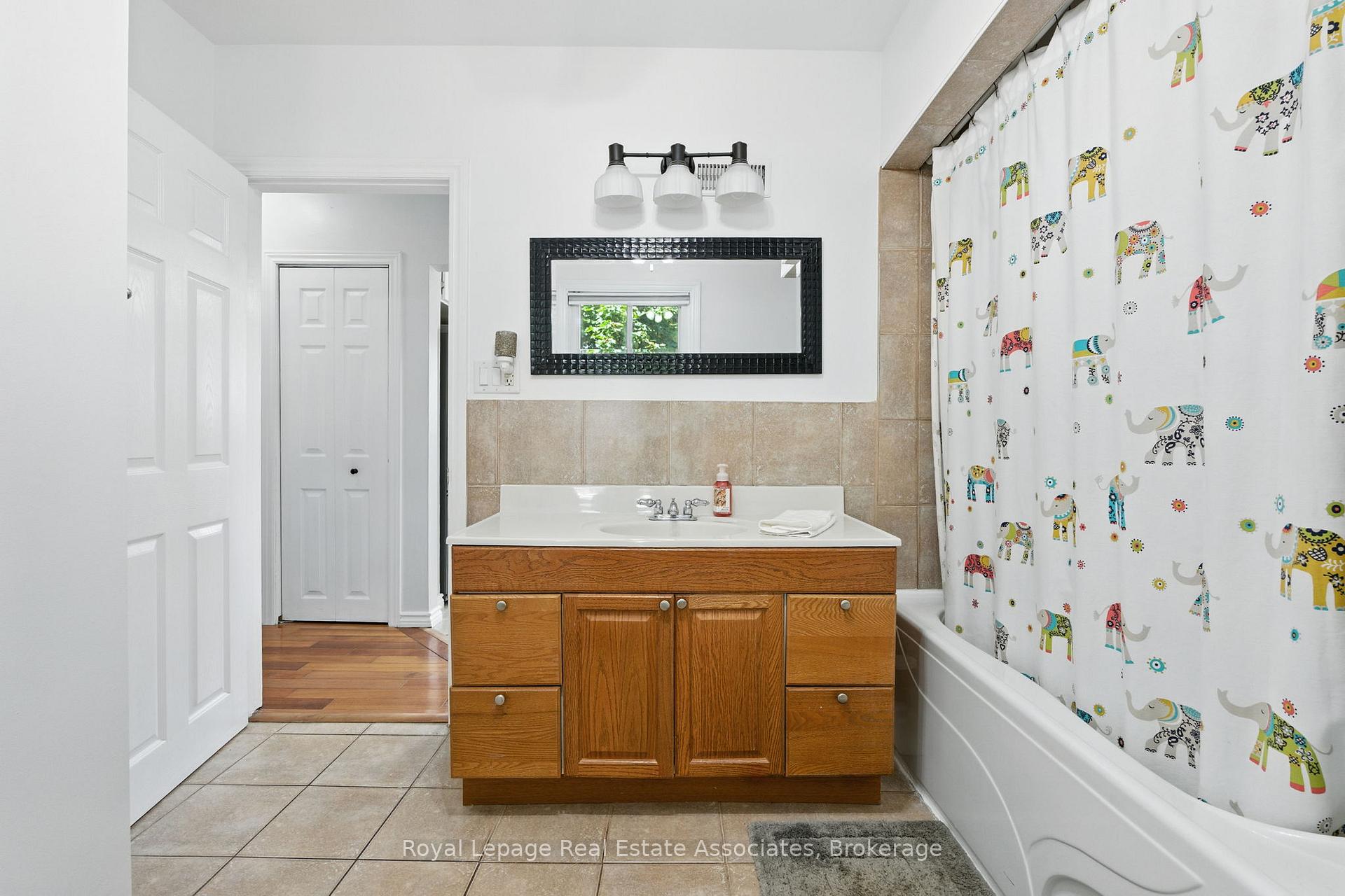 Photo 16 of 7 Deer Avenue, Hamilton, Sunninghill — HOMEH