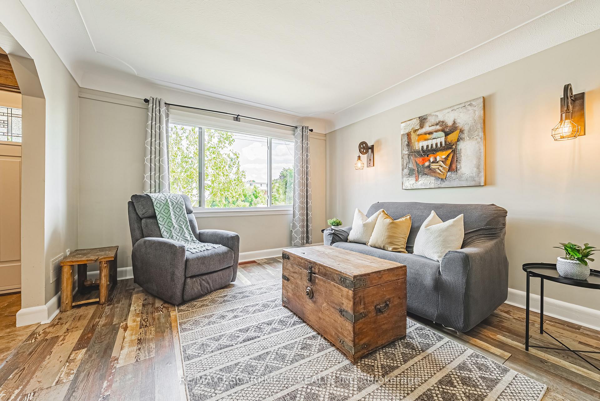 Photo 3 of 94 Malta Drive, Hamilton, Rosedale — HOMEH