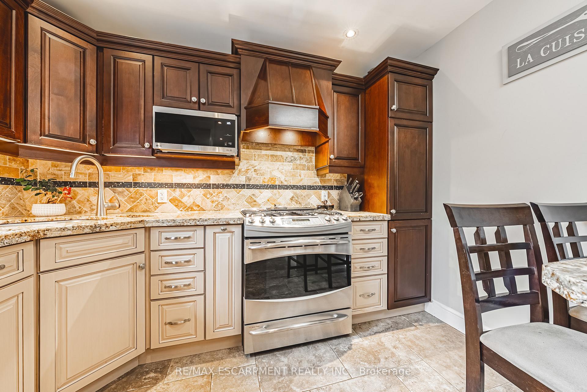 Photo 7 of 94 Malta Drive, Hamilton, Rosedale — HOMEH