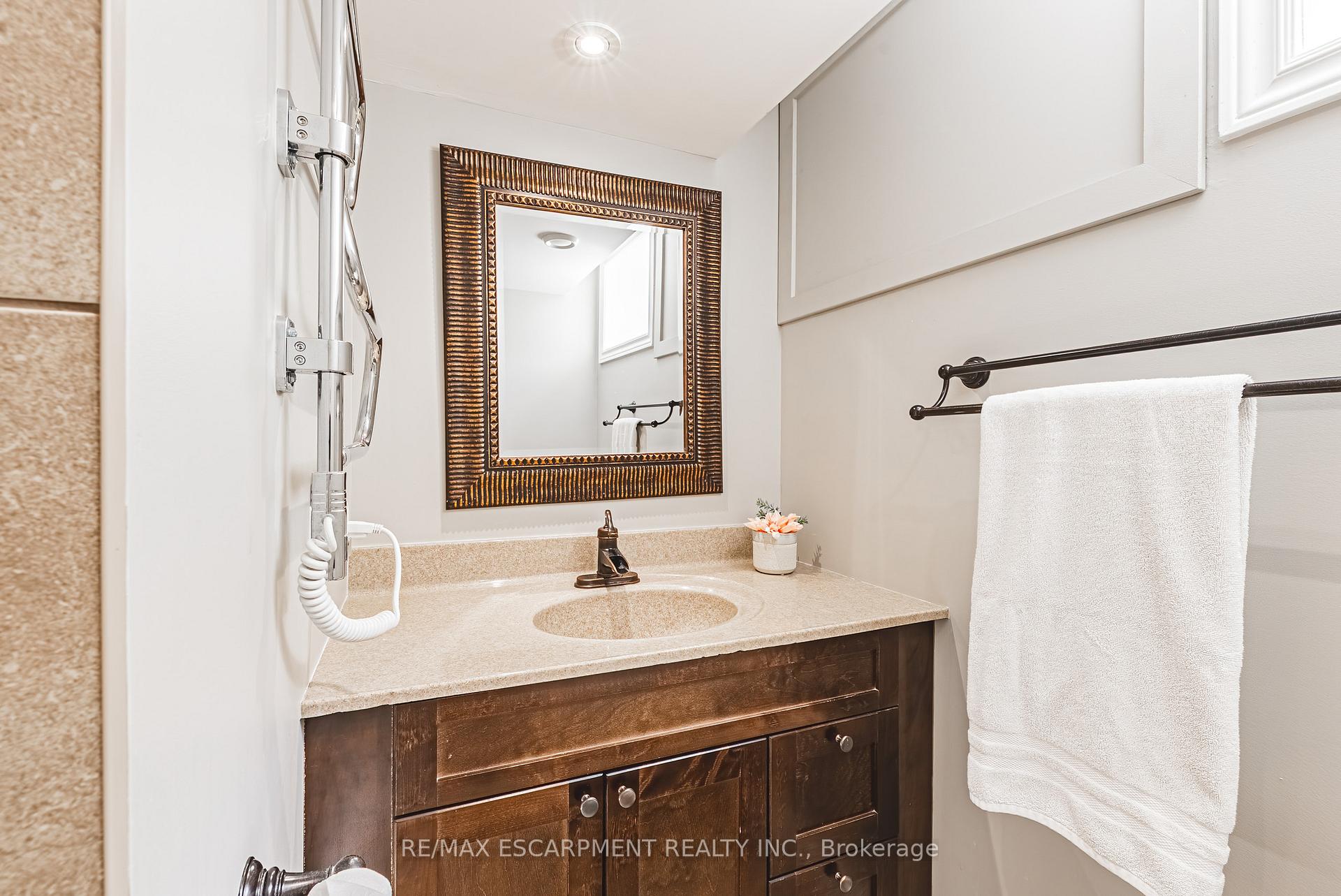 Photo 35 of 94 Malta Drive, Hamilton, Rosedale — HOMEH