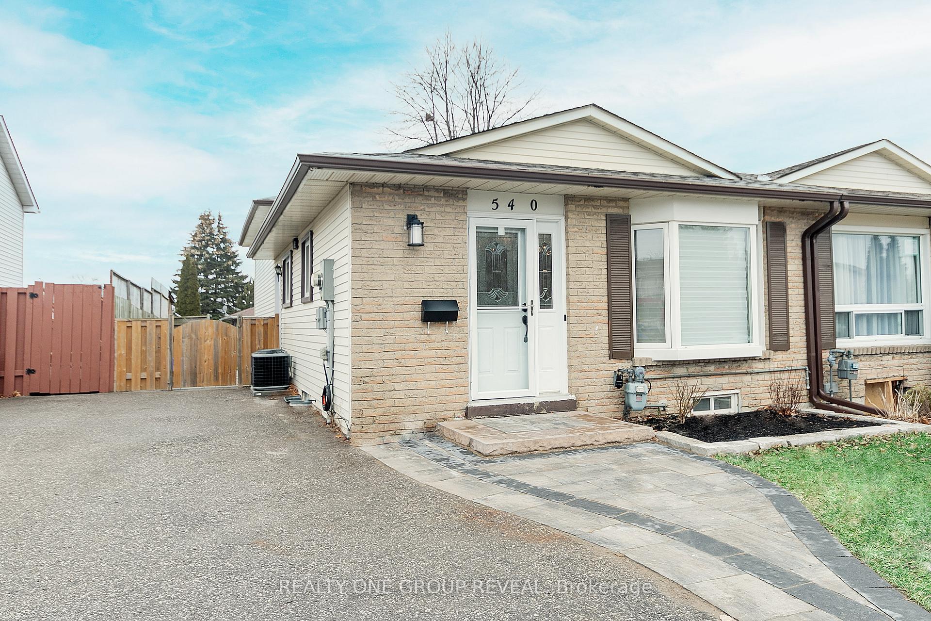 Photo 1 of 540 Muirfield Street, Oshawa, Donevan — HOMEH