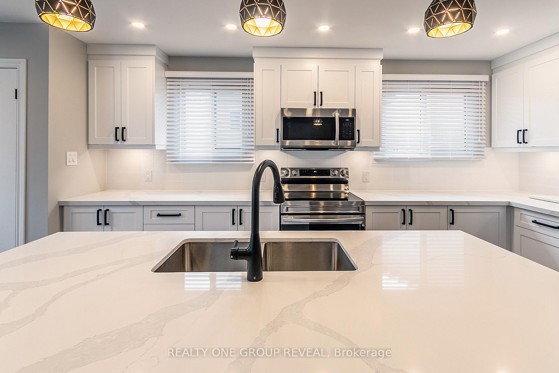 Photo 14 of 540 Muirfield Street, Oshawa, Donevan — HOMEH