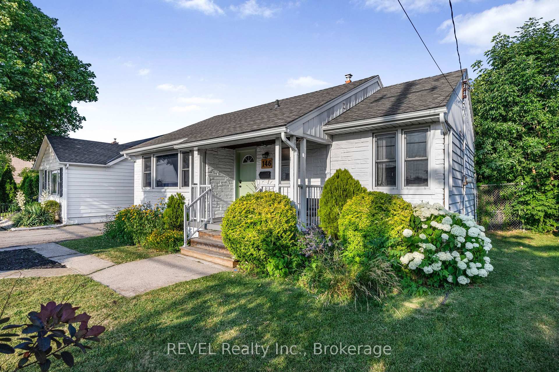 Photo 1 of 146 Gray Road, Hamilton, Stoney Creek — HOMEH