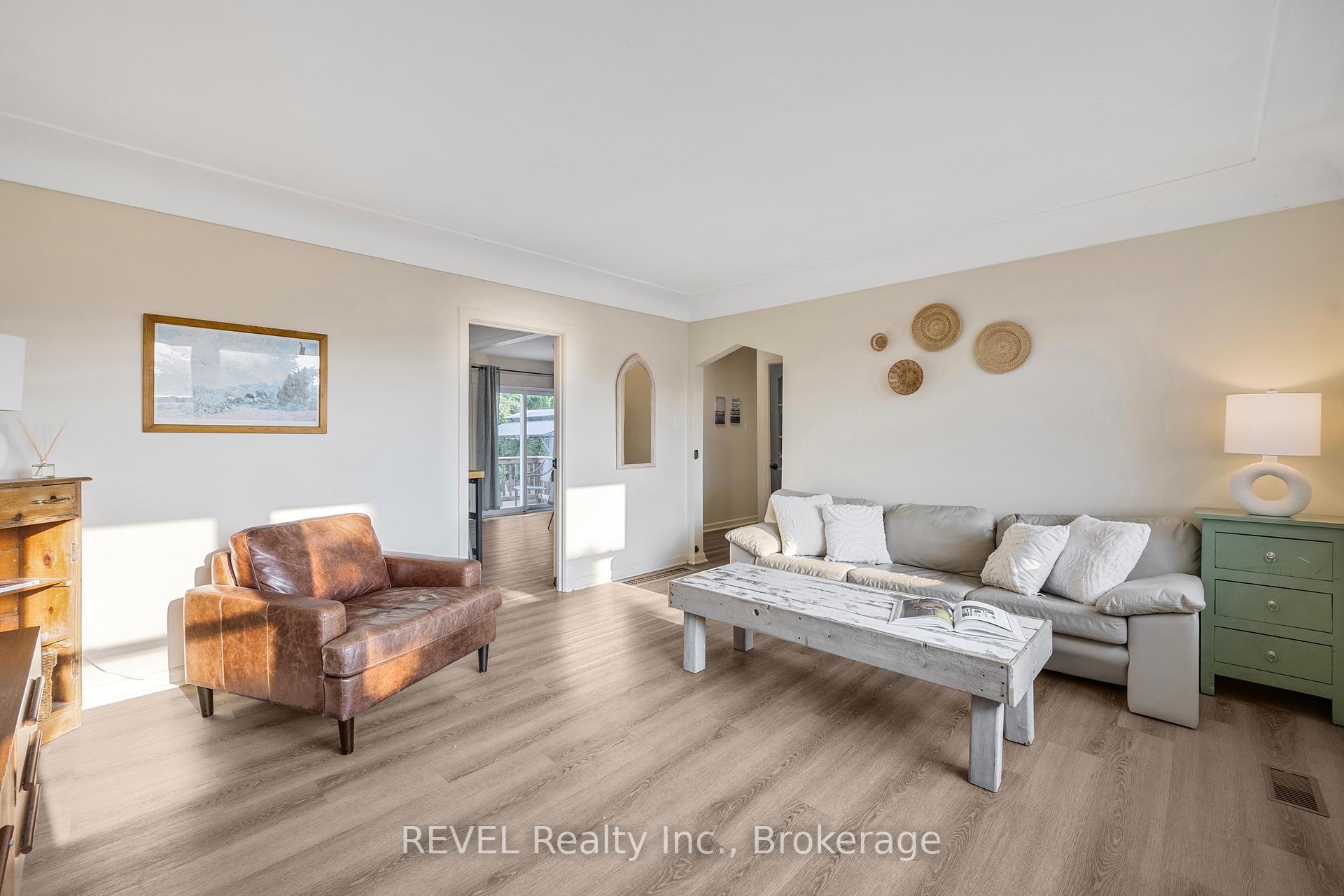 Photo 22 of 146 Gray Road, Hamilton, Stoney Creek — HOMEH