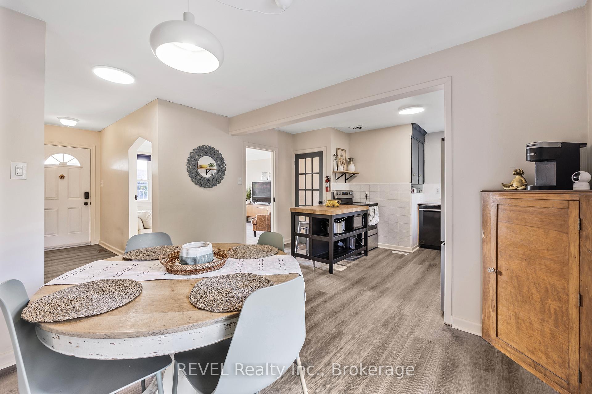 Photo 8 of 146 Gray Road, Hamilton, Stoney Creek — HOMEH
