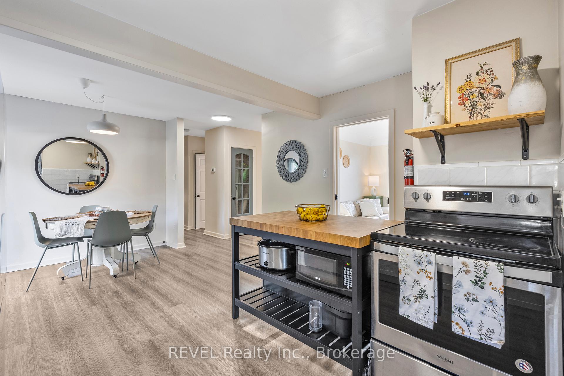 Photo 27 of 146 Gray Road, Hamilton, Stoney Creek — HOMEH