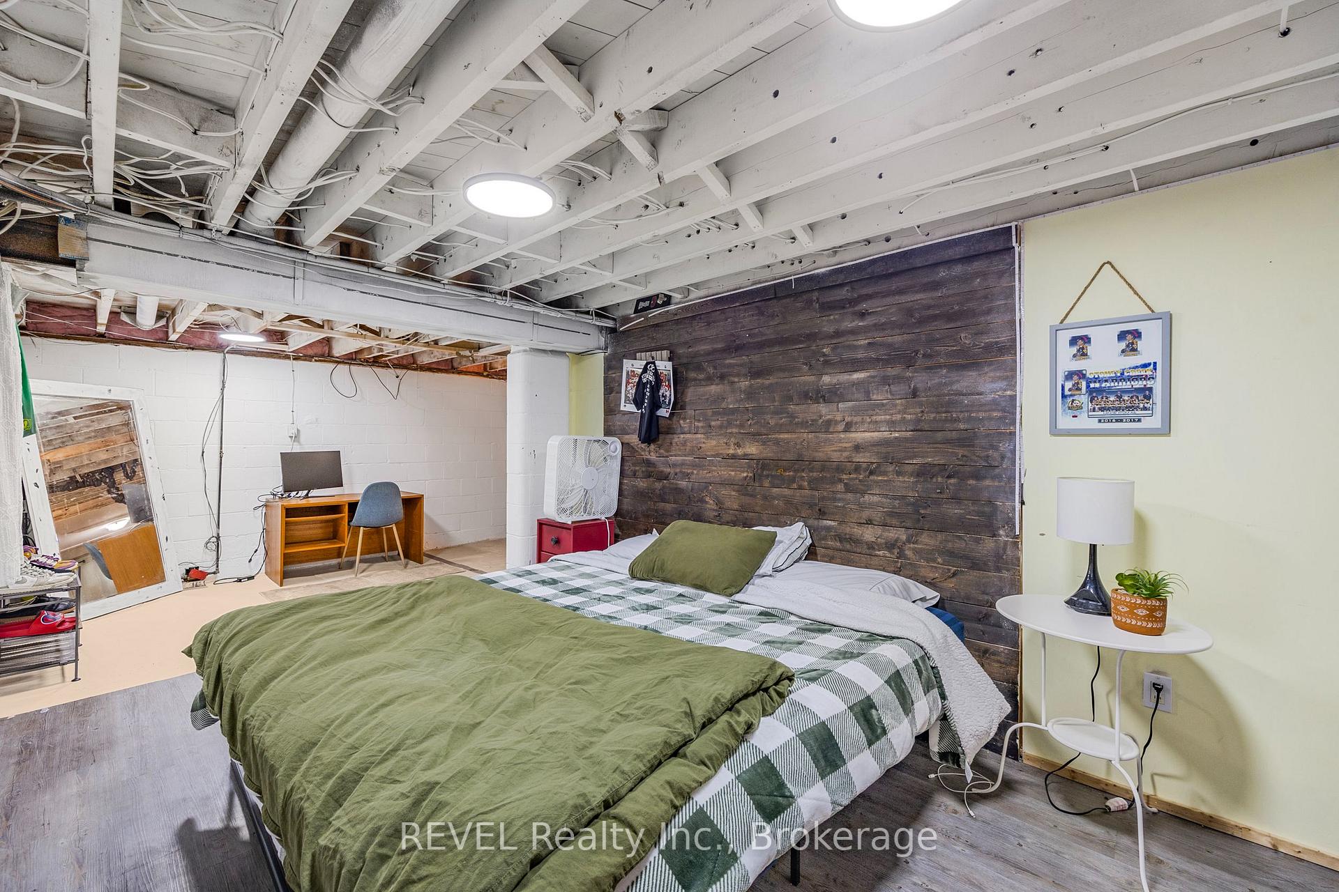 Photo 23 of 146 Gray Road, Hamilton, Stoney Creek — HOMEH