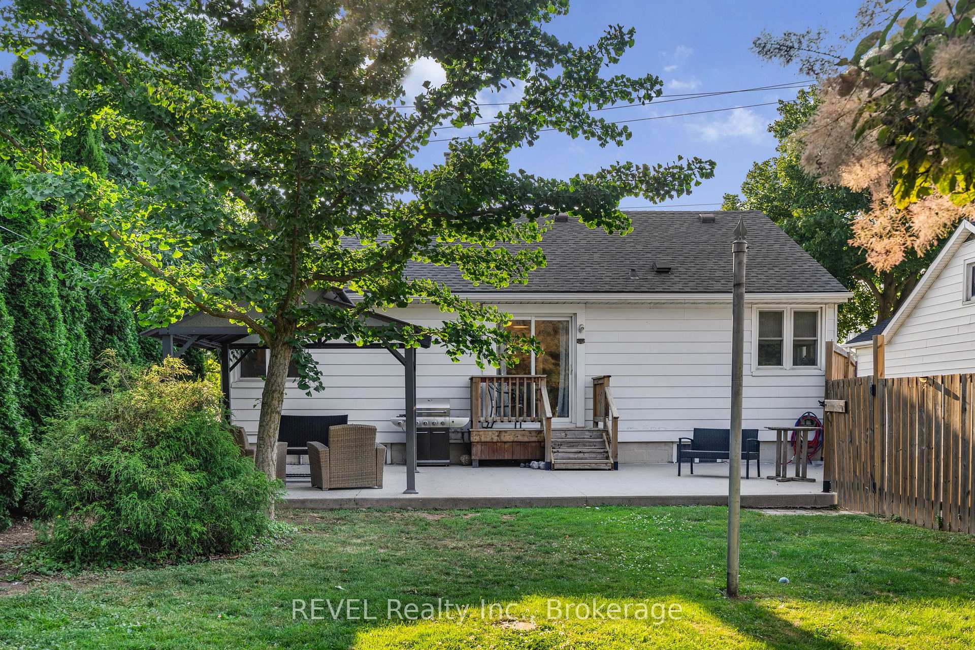 Photo 39 of 146 Gray Road, Hamilton, Stoney Creek — HOMEH