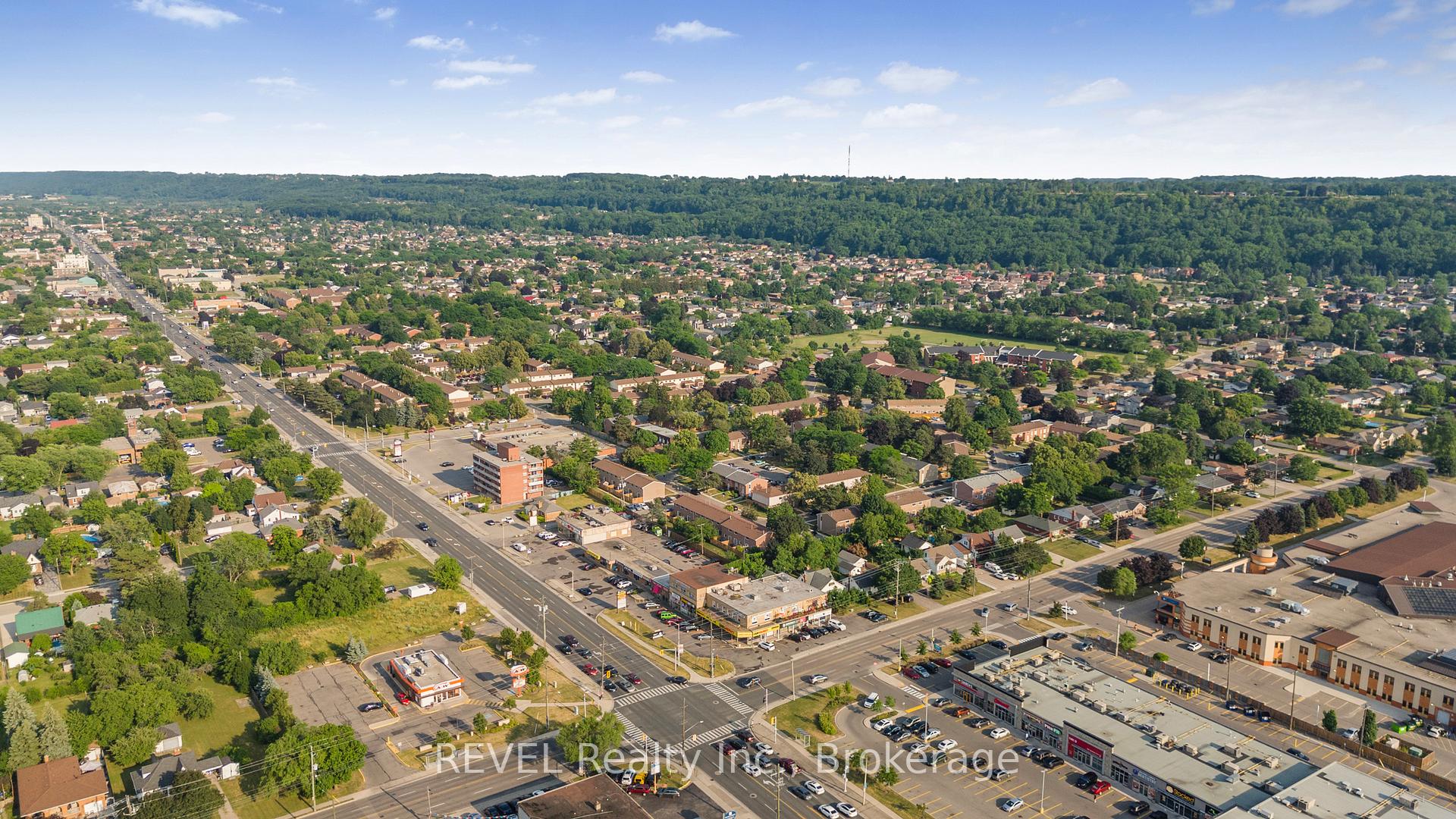 Photo 32 of 146 Gray Road, Hamilton, Stoney Creek — HOMEH
