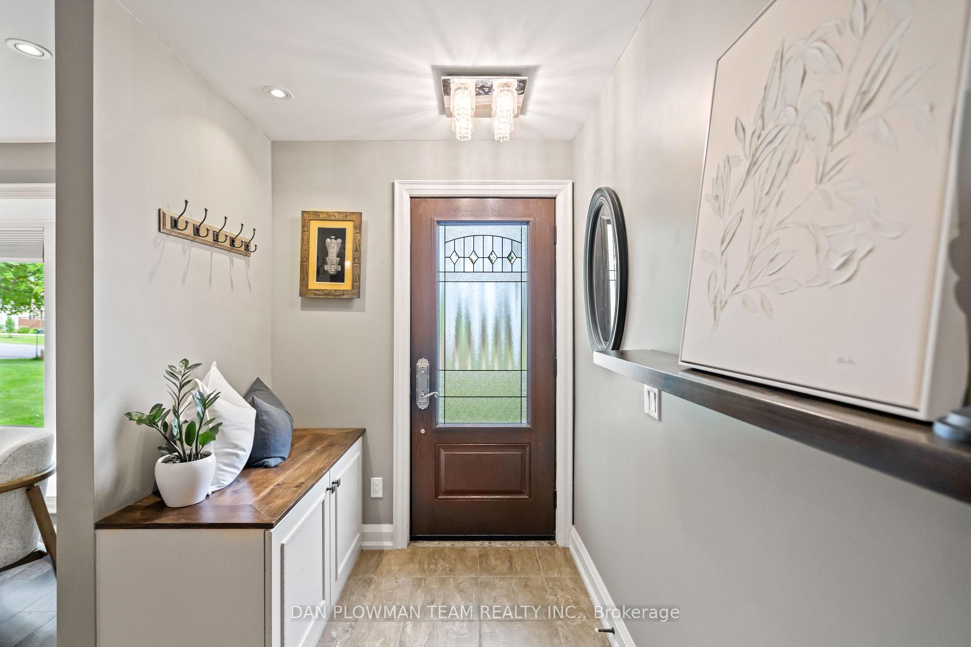 Photo 2 of 28 Bradley Boulevard, Clarington, Rural Clarington — HOMEH