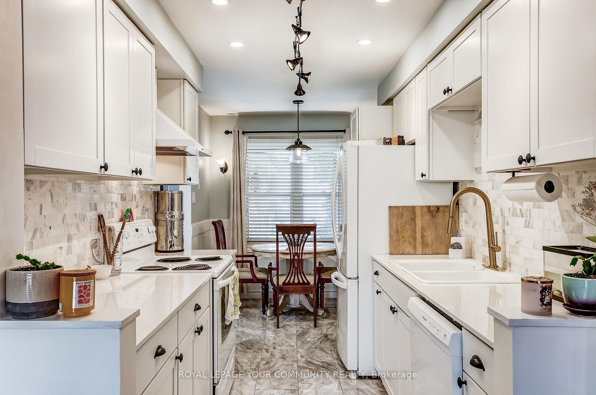 Photo 24 of 4 Drew Court, Whitby, Pringle Creek — HOMEH