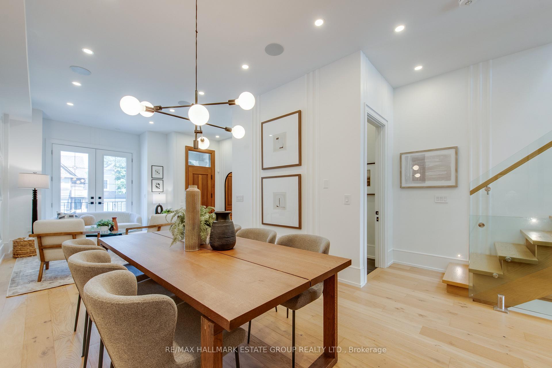 Photo 8 of 44 Waverley Road, Toronto, The Beaches — HOMEH