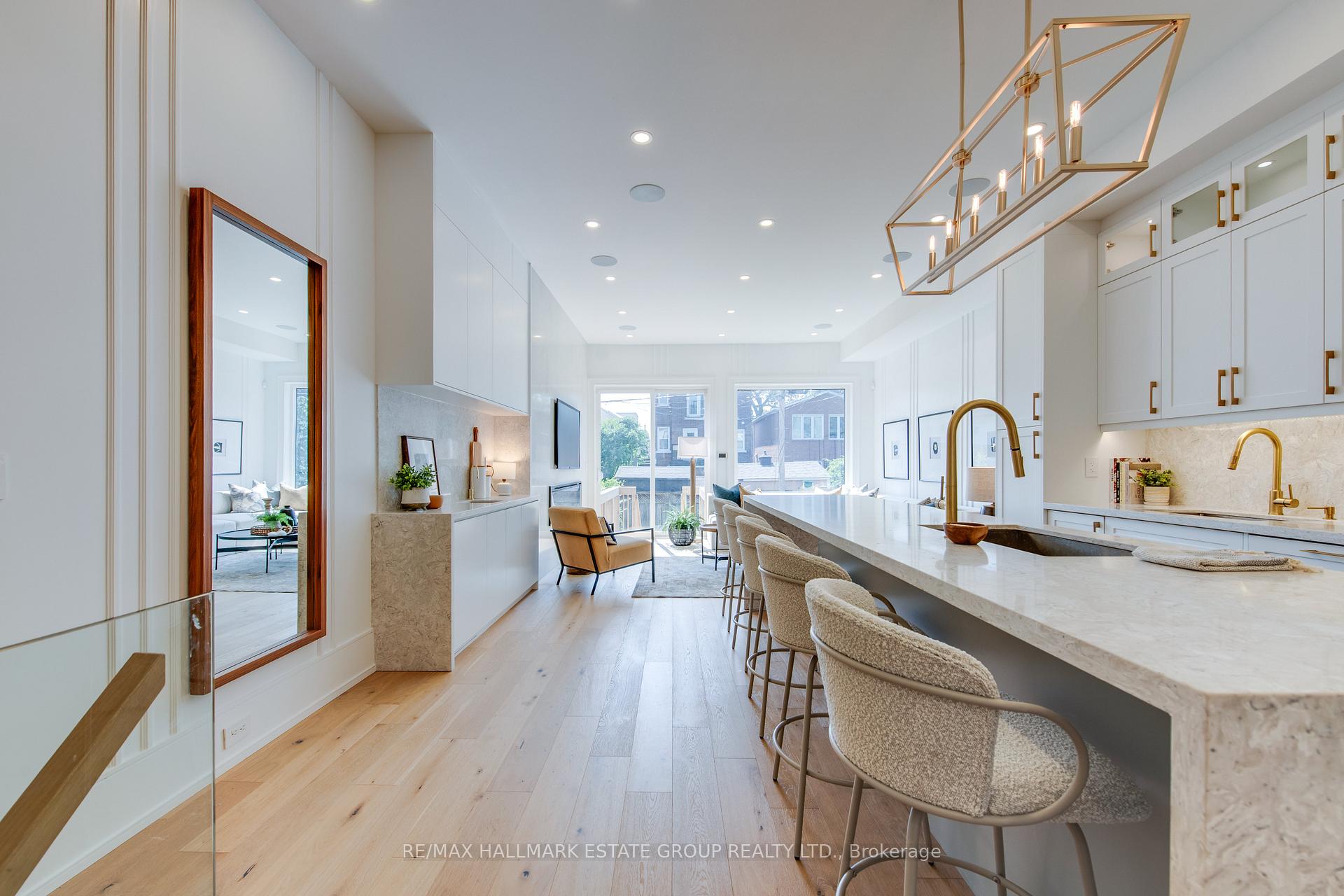 Photo 18 of 44 Waverley Road, Toronto, The Beaches — HOMEH
