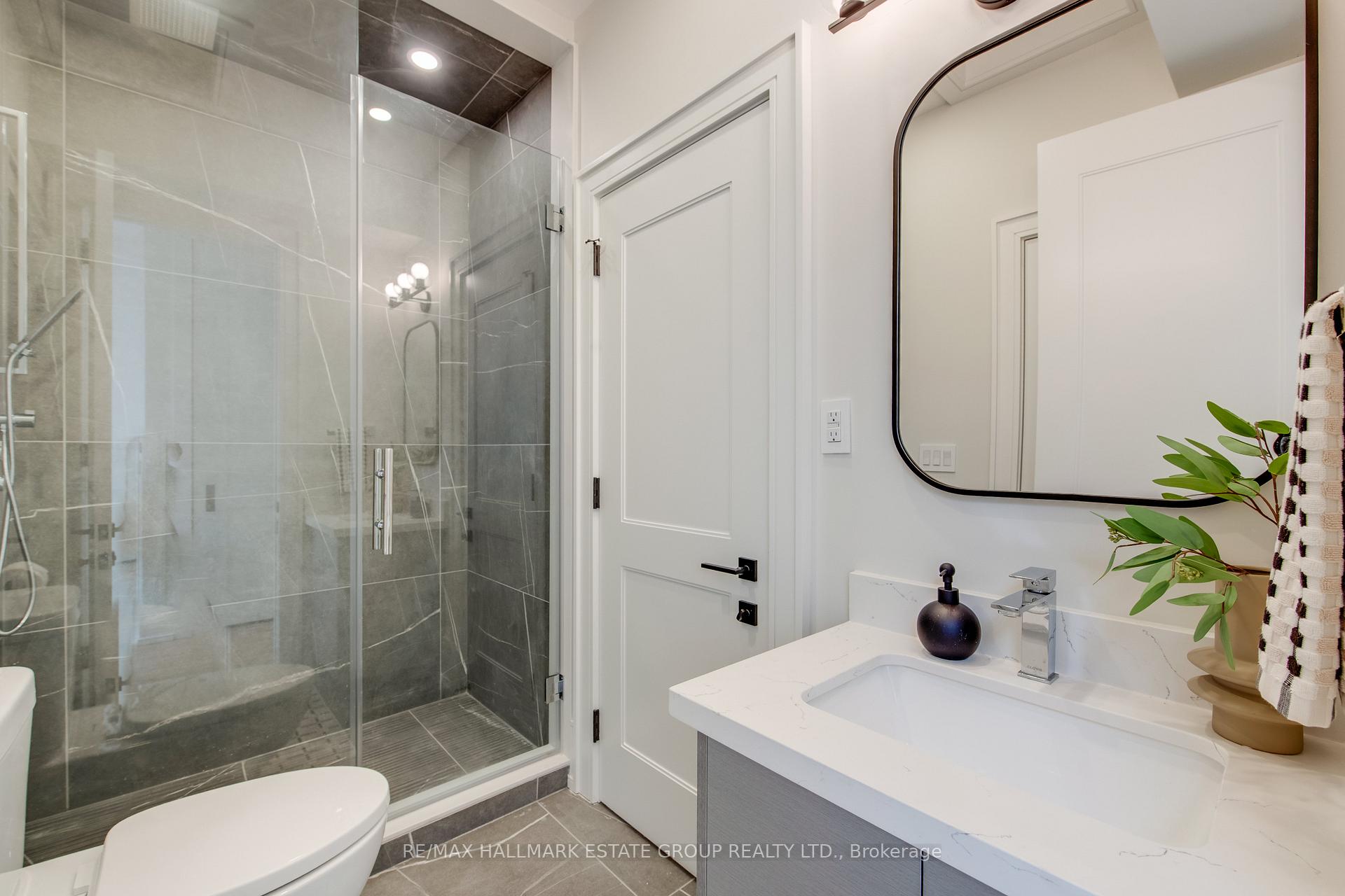 Photo 28 of 44 Waverley Road, Toronto, The Beaches — HOMEH