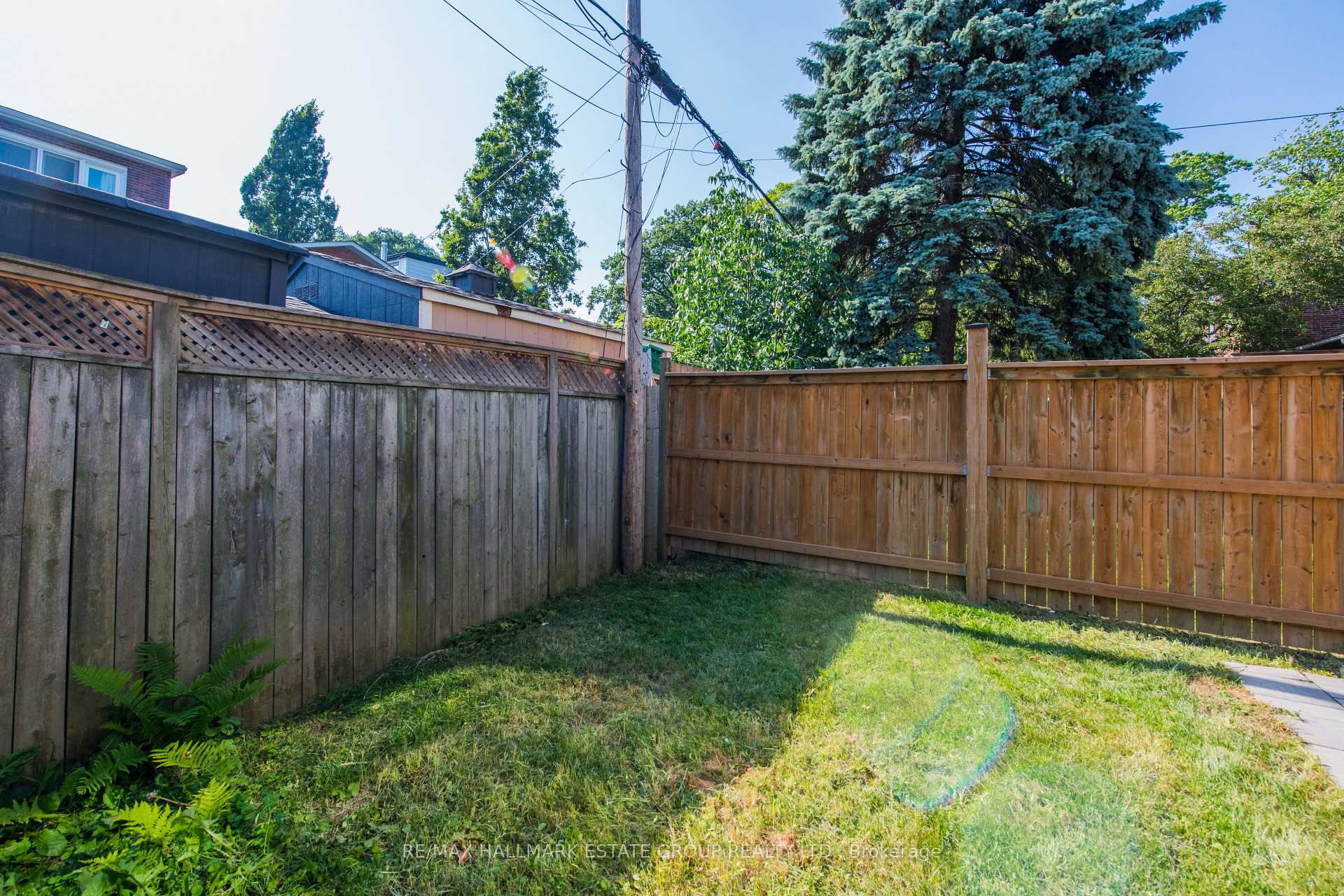 Photo 46 of 44 Waverley Road, Toronto, The Beaches — HOMEH