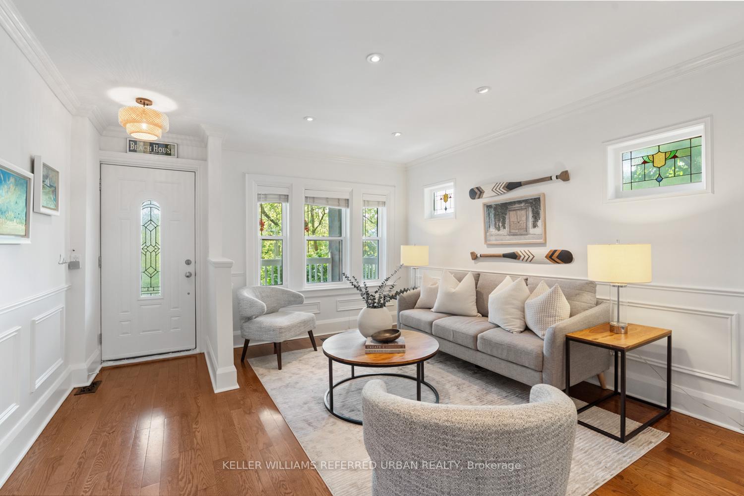 Photo 4 of 231 Lee Avenue, Toronto, The Beaches — HOMEH