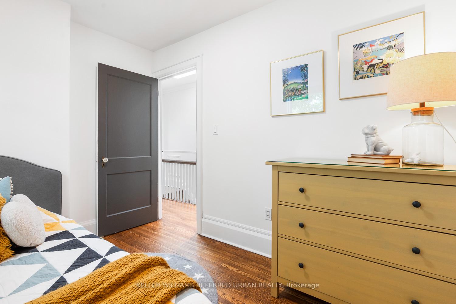 Photo 18 of 231 Lee Avenue, Toronto, The Beaches — HOMEH