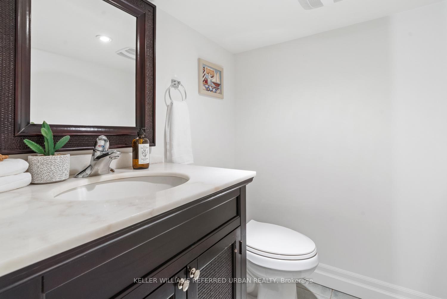 Photo 39 of 231 Lee Avenue, Toronto, The Beaches — HOMEH