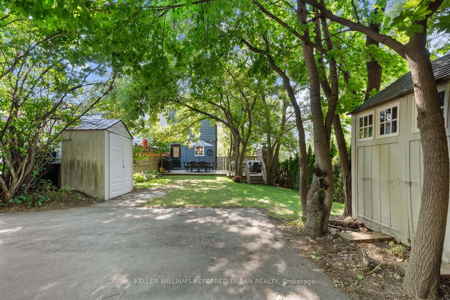Photo 30 of 231 Lee Avenue, Toronto, The Beaches — HOMEH