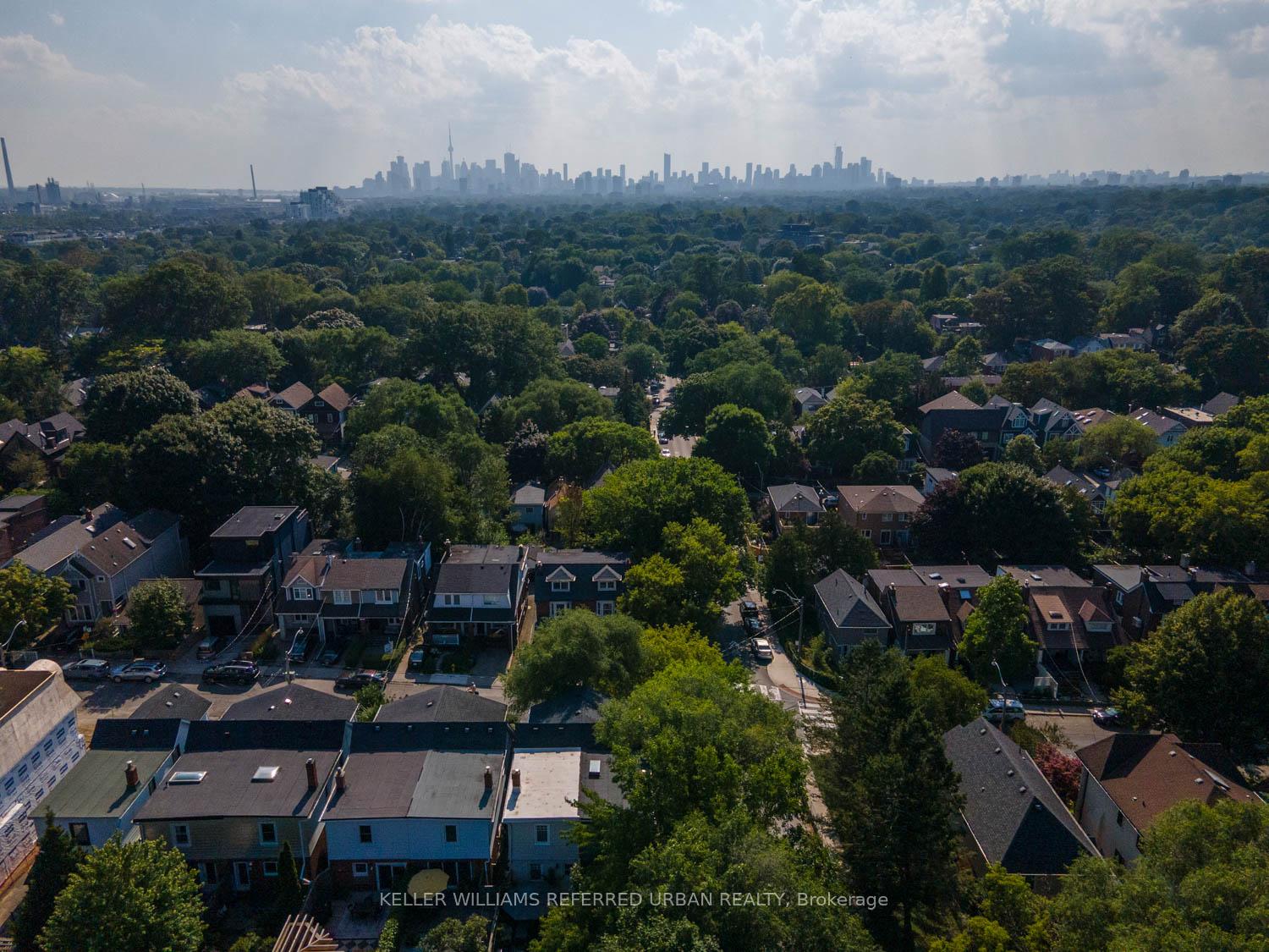 Photo 36 of 231 Lee Avenue, Toronto, The Beaches — HOMEH