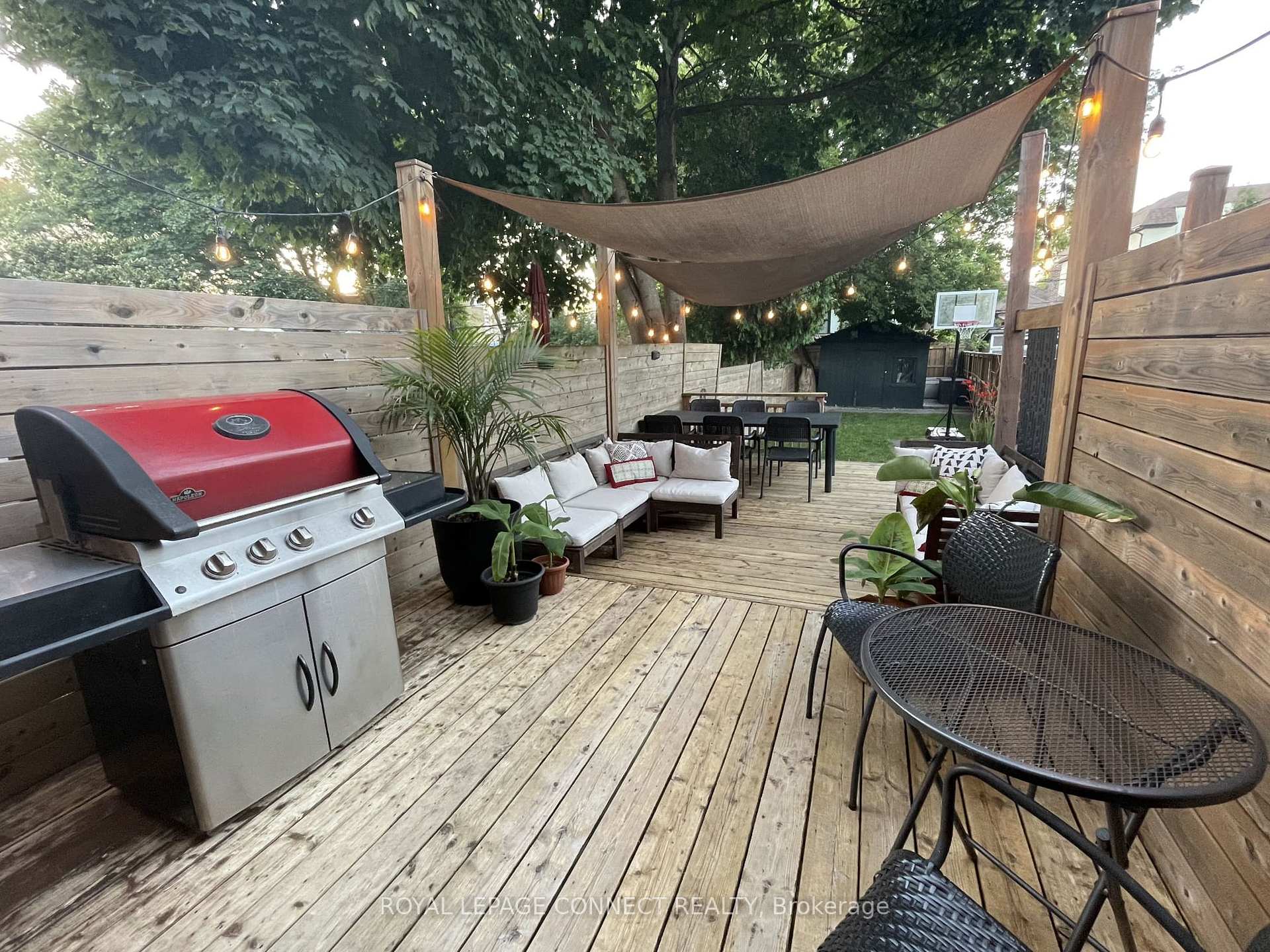 Photo 25 of 216 Westwood Avenue E, Toronto, Danforth Village-East York — HOMEH