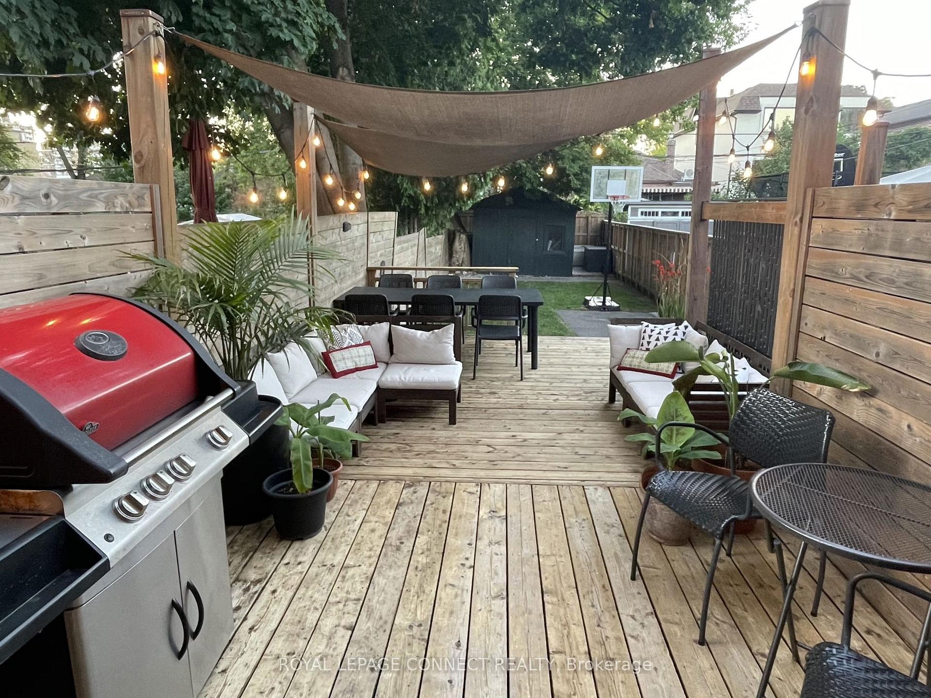 Photo 33 of 216 Westwood Avenue E, Toronto, Danforth Village-East York — HOMEH