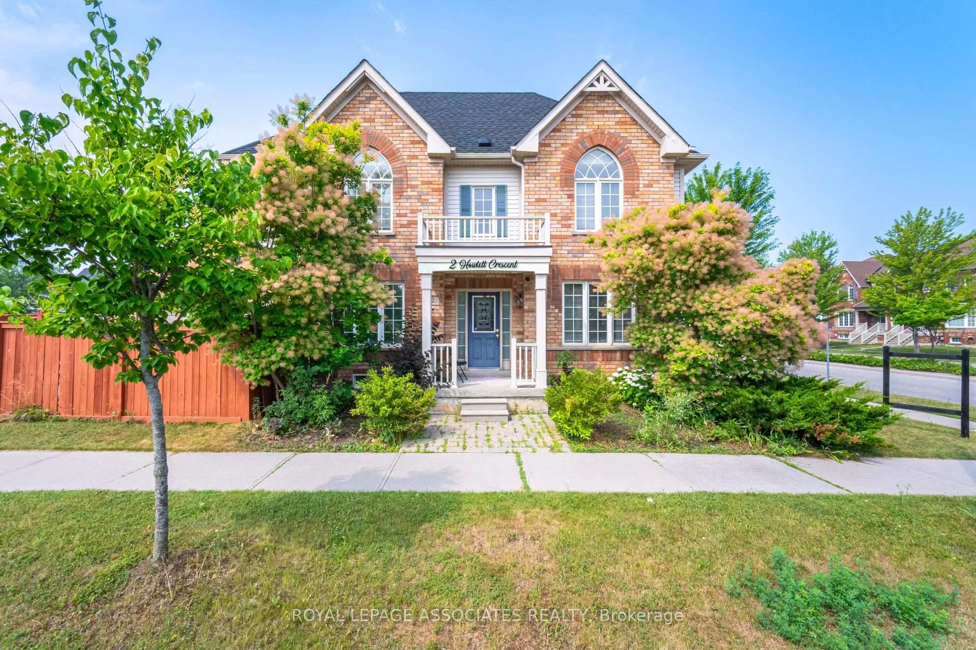 Photo 12 of 2 Howlett Crescent, Ajax, Northeast Ajax — HOMEH