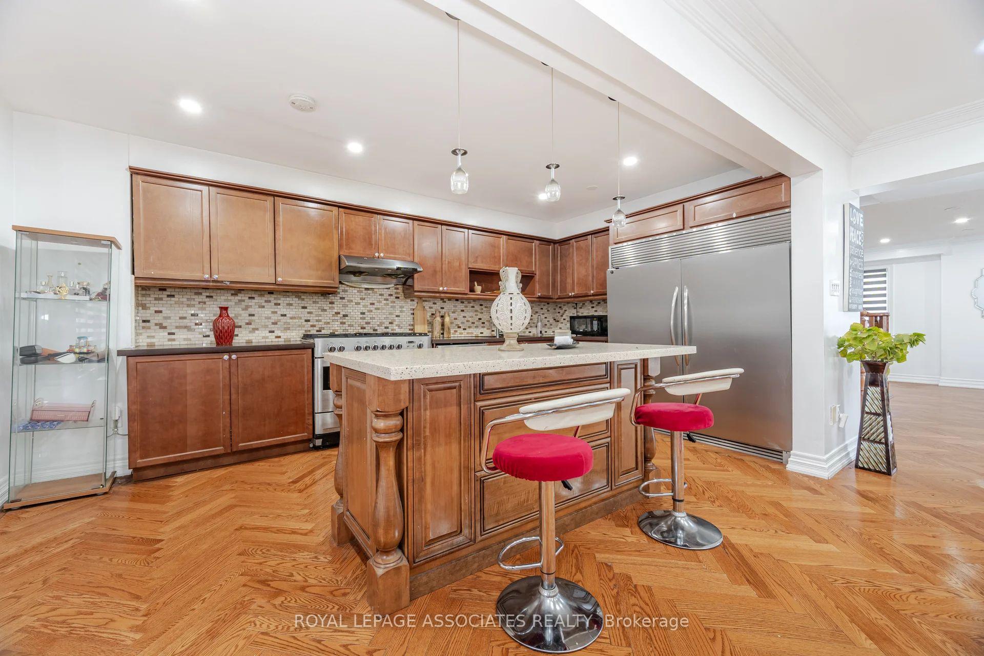 Photo 20 of 2 Howlett Crescent, Ajax, Northeast Ajax — HOMEH