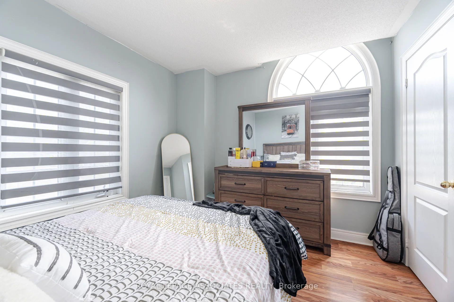 Photo 34 of 2 Howlett Crescent, Ajax, Northeast Ajax — HOMEH