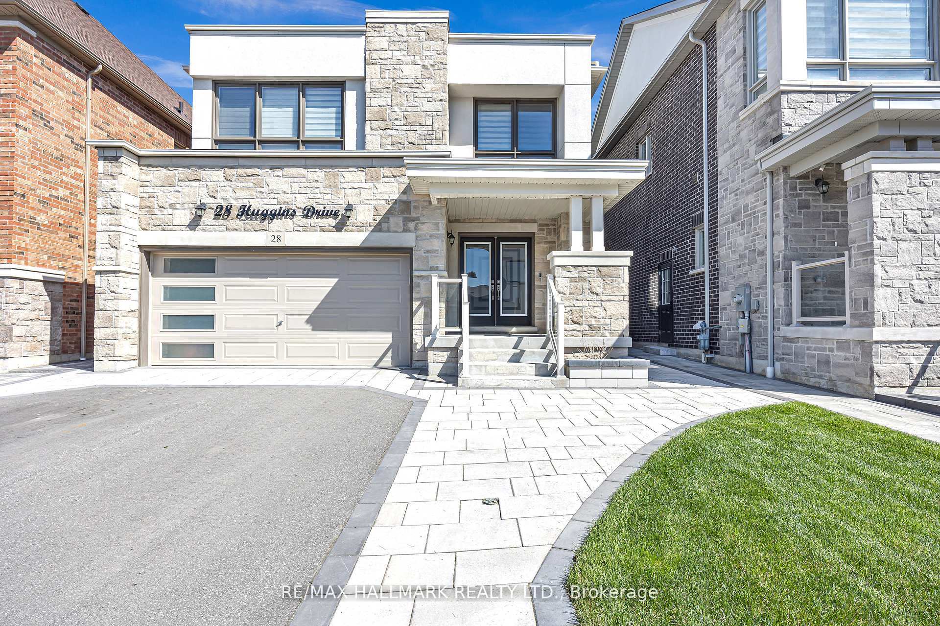 Photo 1 of 28 Huggins Drive, Whitby, Rural Whitby — HOMEH