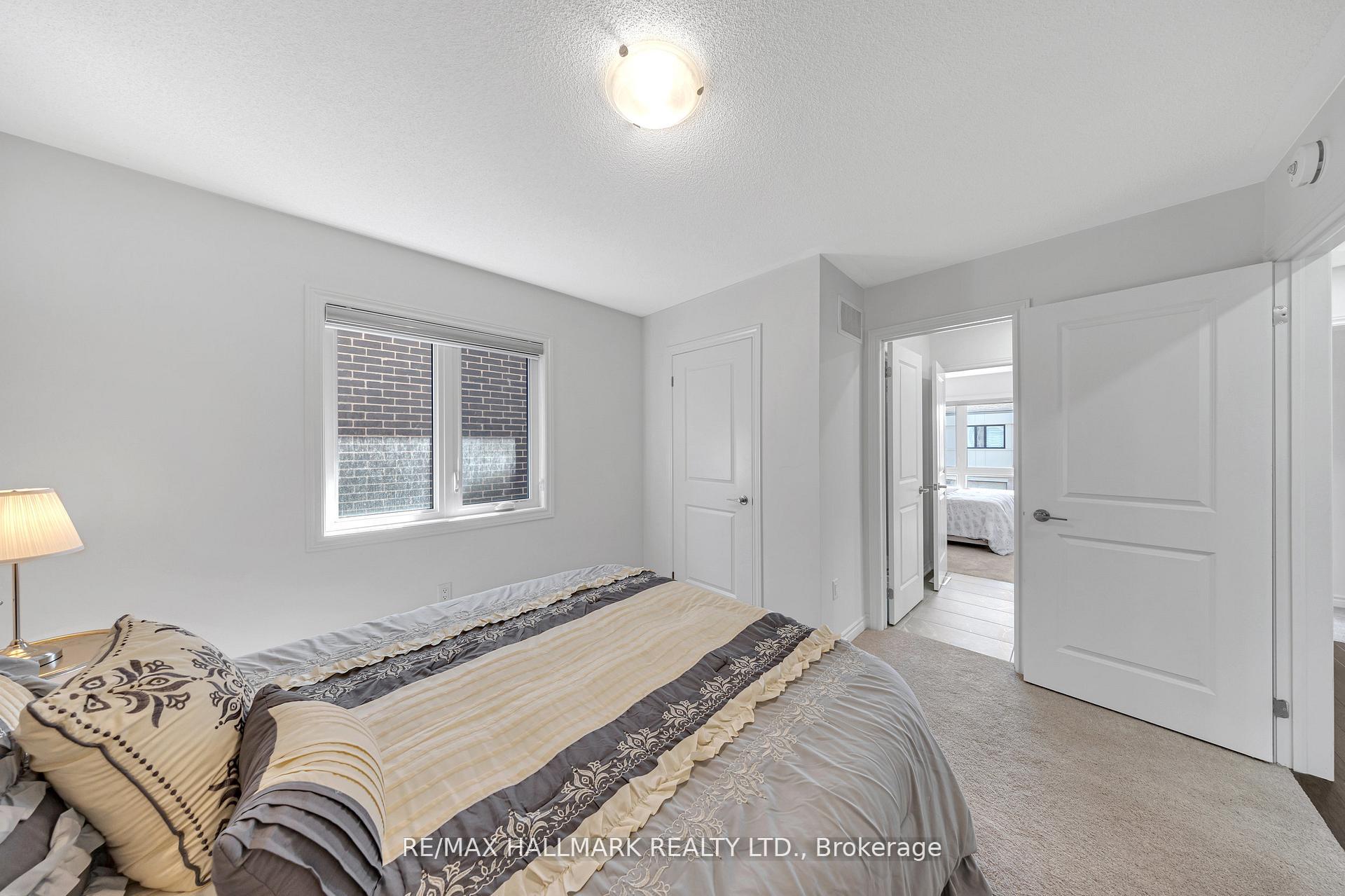Photo 38 of 28 Huggins Drive, Whitby, Rural Whitby — HOMEH