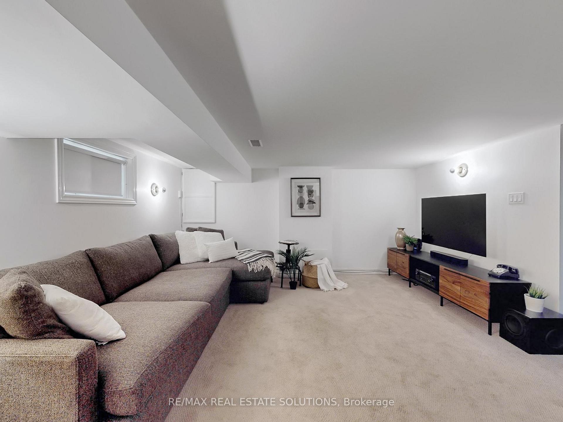 Photo 20 of 114 Booth Avenue, Toronto, South Riverdale — HOMEH