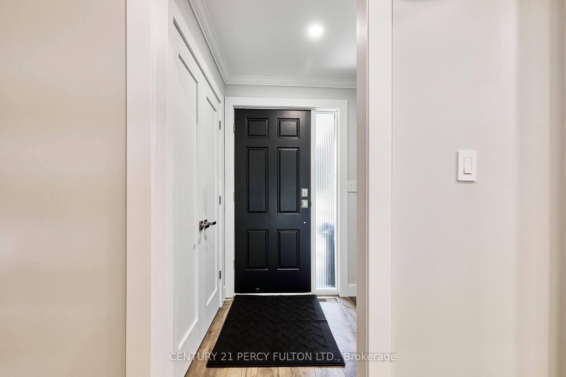 Photo 2 of 613 Alma Street, Scugog, Port Perry — HOMEH