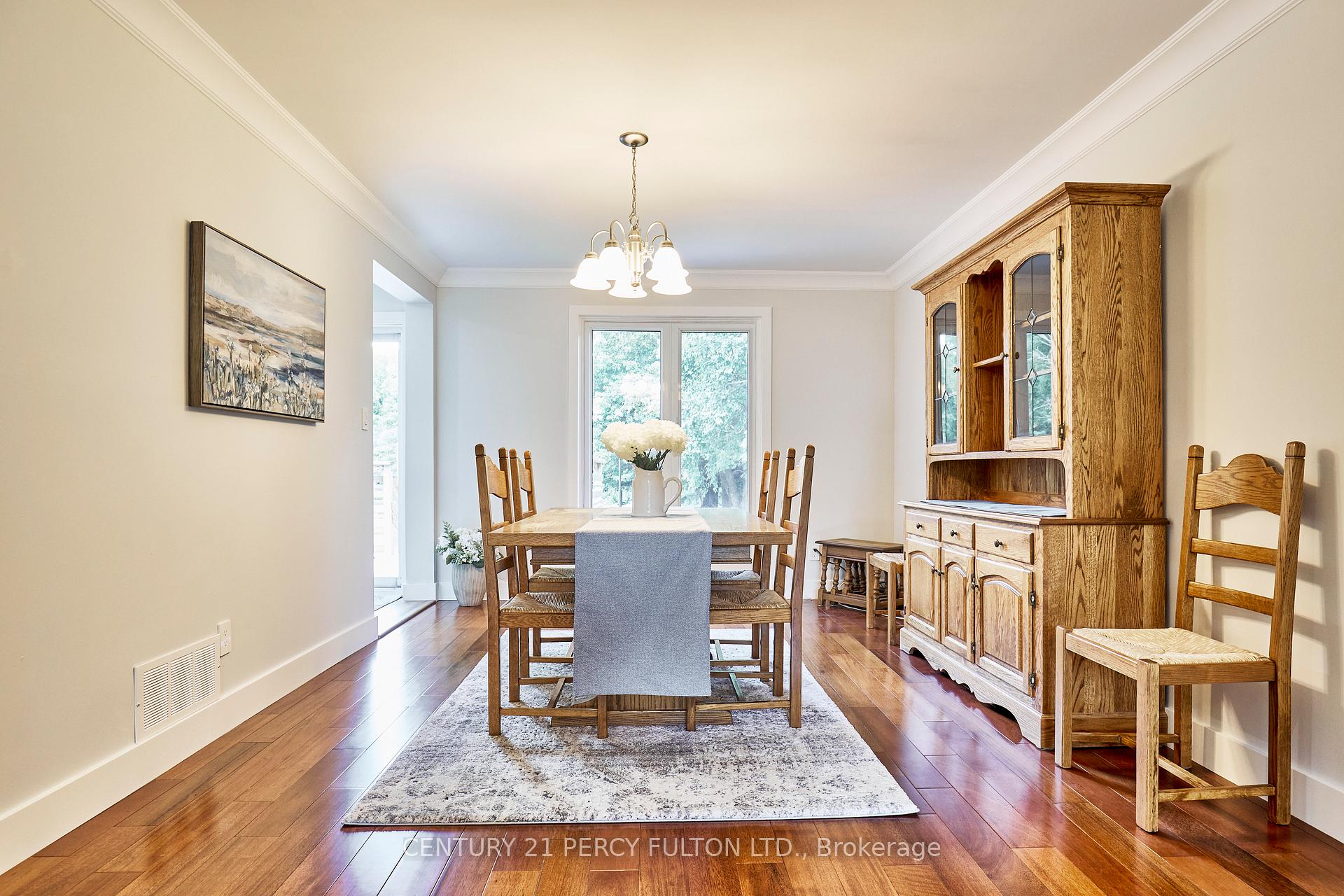 Photo 6 of 613 Alma Street, Scugog, Port Perry — HOMEH