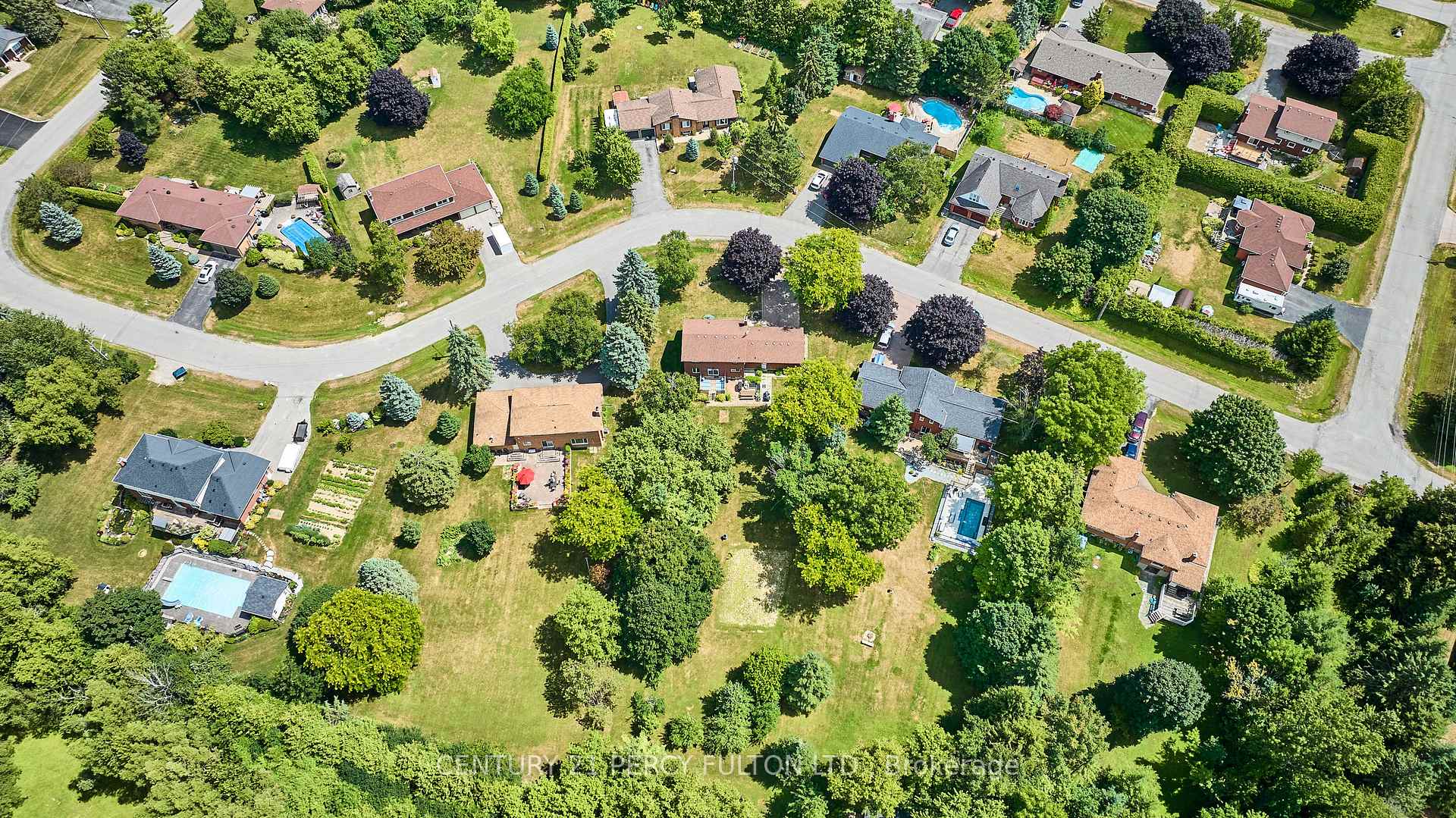 Photo 37 of 613 Alma Street, Scugog, Port Perry — HOMEH